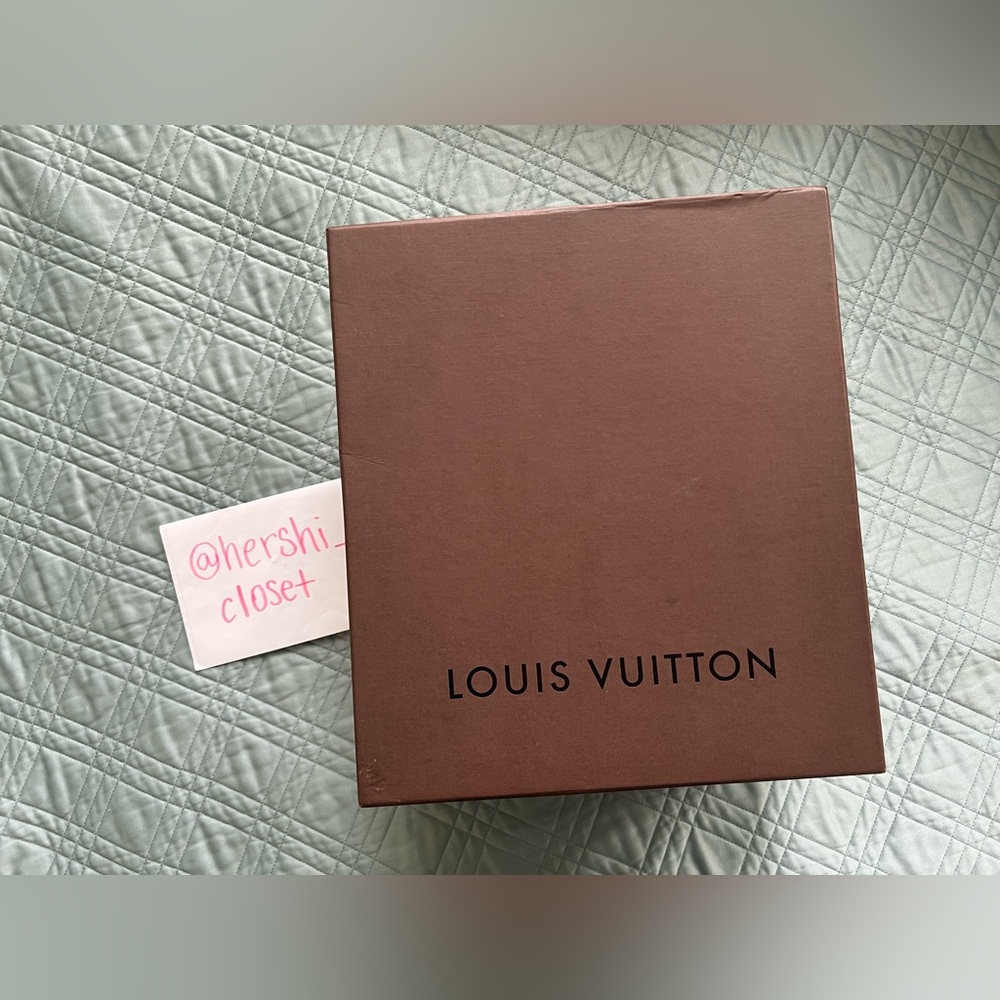 Authentic Louis Vuitton Large Brown Box Paper Shopping Storage